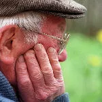 В Санкт-Петербурге мошенник обокрал 85-летнего пенсионера