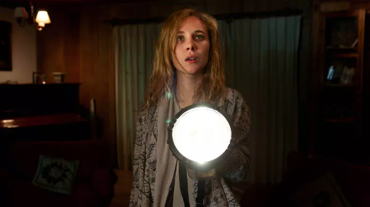 MAGIC MAGIC (2013)