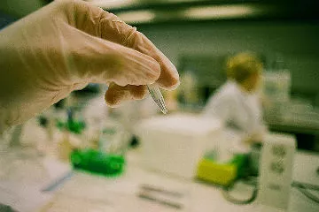 Аутизм связывают с мутациями в генах
